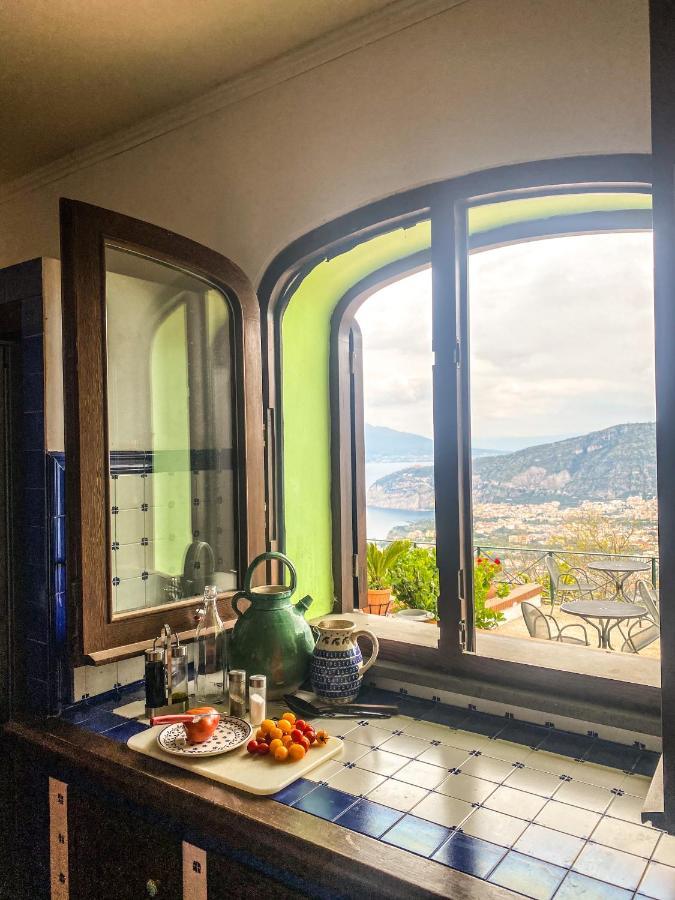 Villa Monica B&B Sorrento Luaran gambar
