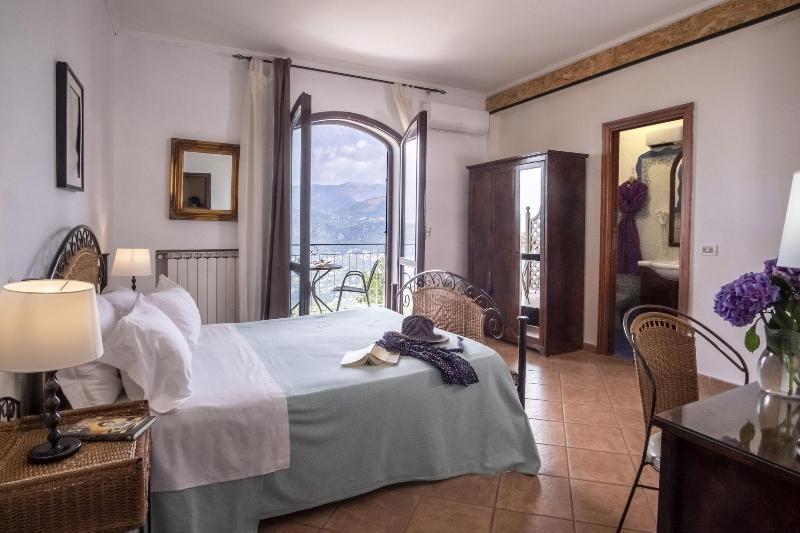 Villa Monica B&B Sorrento Luaran gambar